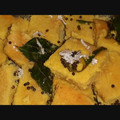  Chef Richa pathak. का कुकस्नैप जब उन्होंने खट्टा मीठा ढोकला (khatta meetha dhokla recipe in Hindi) बनाया था।