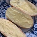 Cooksnap của Hoàng Thảo khi họ làm theo món Bánh Mì Nướng Phomai Hạ Long
