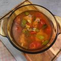 Cooksnap Cempaka Putih semasa beliau membuat Tomyam ayam ala Thai.