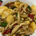 Cooksnap dari Melani Wulan untuk resep Shimeji tofu saus tiram