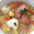 Magyarné Nyírő Kati Cooksnap-ja, amikor elkészítette a(z) Húsvéti sonkaleves, buggyantott tojással receptet.