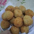 Cooksnap dari Alberta Festia Sarumaha untuk resep Bola pisang isi coklat