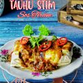 Cooksnap Hani Shaimi semasa beliau membuat Tauhu Kukus Udang Cincang.
