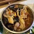 Phoenix Kwok 的 北菇金針雲耳蒸雞+魚肚鋪底 cooksnap