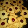 Cooksnap από marriapal στη συνταγή Μπισκότα γεμιστά με μαρμελάδα δαμάσκηνο