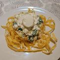 El cooksnap de Diego cuando hizo Nidos de pasta con espinacas y huevo poché.