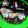 صورة من طبخات بنت الشام منى Madona ، شاركها بعد تجربة وصفة كيكة كاكاو مغلفه بالشوكلاته