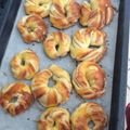 Cooksnap de jurabedel sur la recette Recette des brioches turque (açma)