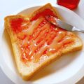 Cooksnap dari Nay's Kitchen untuk resep Roti Bakar Strawberry Susu
