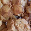 Saira Abdullah's cooksnap of when they made Super Crispy Potato pakora 😋.