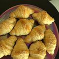 صورة من فوزية الحوباني، شاركها بعد تجربة وصفة كرواسون بالجبنة 🥐🥐