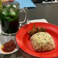 Cooksnap dari Selly untuk resep Nasi Daun Jeruk+Kulit Ayam Krispi Simple