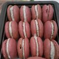 Cooksnap dari Ummu Salma untuk resep Red Velvet Macaron (dengan tips mengeringkan di oven)