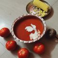 Falguni Shah's cooksnap of when they made ગાજર ટામેટા અને બીટનો જ્યુસ (Carrot Tomato Beetroot Juice Recipe In Gujarati).