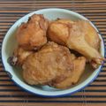 Cooksnap Aznie Khasri semasa beliau membuat Ayam Goreng Kunyit Crispy.