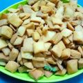 Arya Paradkar's cooksnap of when they made खुसखुशीत शंकरपाळी (shankarpale recipe in marathi).