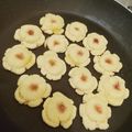 Cooksnap dari Nana Phi Bonita untuk resep Cookies Susu Teflon Bentuk Suka2