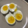 Cooksnap Zara Rania semasa beliau membuat Hard Boiled Egg with soft half-cooked centre.