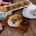 کوک اسنپ مهدیه کولیوند بعد از امتحان کردن نان شیره انگور مغز دار.