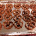 DWade3Fan's cooksnap of when they made rolo pretzel delight.