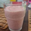 Cooksnap dari Melinda Melinda untuk resep Frozen strawberry smoothies