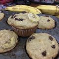 Cooksnap dari arikbar untuk resep Chocochip Banana Muffin (easy, no mixer, fluffy and moist)