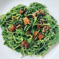 il Daniela Innamorati quando ha preparato Contorno di agretti con pomodori secchi e acciughe