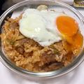 chi chi 的 【影片教學】泡菜豬肉炒飯 cooksnap