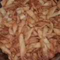 Bhavin kashyap का कुकस्नैप जब उन्होंने नमक पारे (namak pare recipe in Hindi) बनाया था।