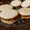 El cooksnap de Paula Zambelli cuando hizo Alfajores cordobeses con relleno dulce de leche y dulce de fruta.