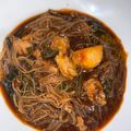 Cooksnap Rosezaa semasa beliau membuat Mee Hailam Bapak Mertuaku.