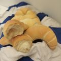 Lucy's Bakery Cooksnap-ja, amikor elkészítette a(z) Házi tejes kifli receptet.