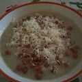 Székelyné László Anett Cooksnap-ja, amikor elkészítette a(z) Petrezselymes fokhagymakrémleves receptet.