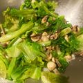 Lanni Hsu 的 小白菜炒洋菇 cooksnap