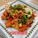 Cooksnap Mahadiah semasa beliau membuat Salad Ayam Bersos Lemon.