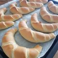 Tibor Mészáros Cooksnap-ja, amikor elkészítette a(z) Békebeli házi kifli receptet.