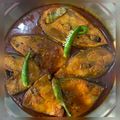 SubhraSaha Datta's cooksnap of when they made ইলিশ মাছের তেল ঝাল (ilish macher tel jhal recipe in bengali).
