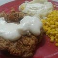 Brenda M. Castillo 's cooksnap of when they made Country Smothered Chicken Fried Steak.