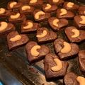Cooksnap dari ucha untuk resep #27 CHOCO Cashew Cookies (Kukis Kacang Mete)