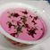 pinky makhija का कुकस्नैप जब उन्होंने बीटरूट रायता (Beetroot Raita recipe in Hindi) बनाया था।