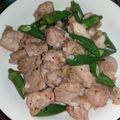 Cheng Joanne 的 秋葵蒜片炒雞腿肉 cooksnap