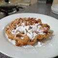 El cooksnap de Eduardo Natareno cuando hizo Funnel cake o pastel de embudo.