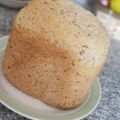 El cooksnap de leonardo ferraro cuando hizo Súper pan liviano con bastantes semillas en máquina de pan.