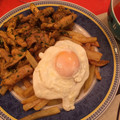 El cooksnap de charunga2 cuando hizo Tiras de muslos de pollo, con patatas fritas y huevos.