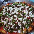صورة من ❤ ام يوسف ❤ ، شاركها بعد تجربة وصفة بيتزا 🍕 السجق 😋😋