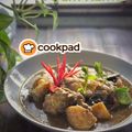 Cooksnap Dapur Yusfarisyia semasa beliau membuat Ayam Masak Kurma Baba's.