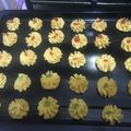 Cooksnap marwani ismail semasa beliau membuat Semperit Dahlia Klasik.