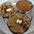 pinky makhija का कुकस्नैप जब उन्होंने बाजरे की रोटी (Bajre ki roti recipe in hindi) बनाया था।