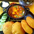 Sudha Agrawal का कुकस्नैप जब उन्होंने बेडमी पूरी और आलू झोल(Bedmi poori aur aloo jhol recipe in Hindi) बनाया था।