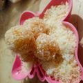 صورة من eatetaf sharah، شاركها بعد تجربة وصفة كرات جوز الهند بثلات مكونات ♥️ روعاتي 🥥🍶😉